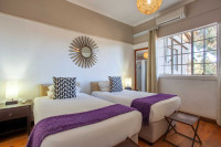 Twin Beds Lodge room
