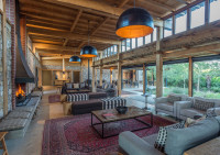 Lounge in lodge