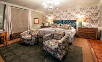 Luxury Suite