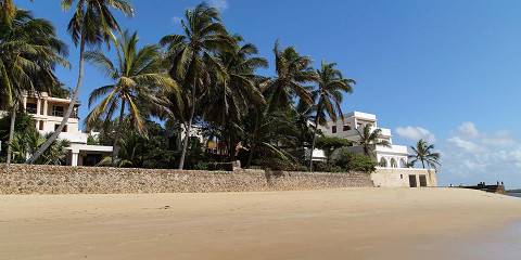 10-Day Ultimate Kenya - Luxury Safari and Beach Adventure