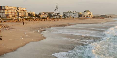 6-Day Namibia Wildlife, Dunes and Coast Guided Safari