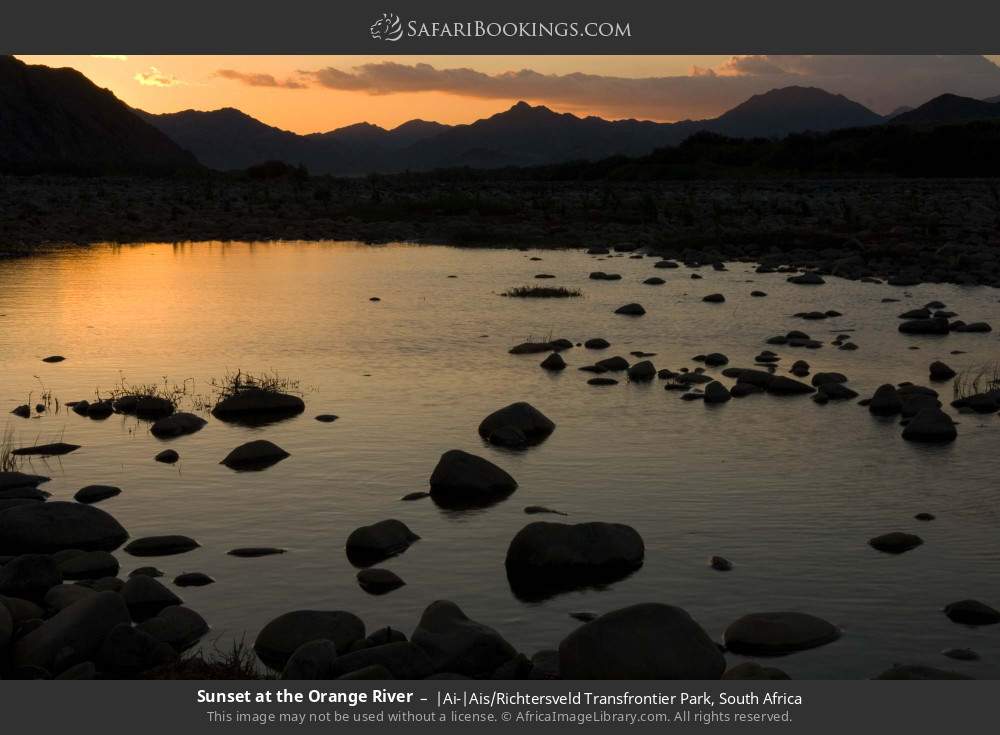 Sunset at the Orange River in |Ai-|Ais/Richtersveld Transfrontier Park, South Africa