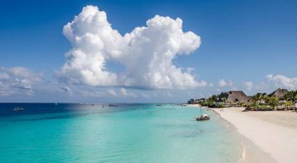 Clouds above the blue ocean