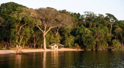 Lodge on the shore of Lake Victoria
