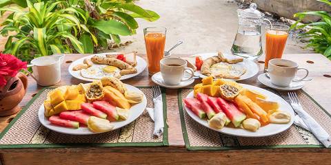 8-Day Mid Range Honeymoon Safari (3 Nights Serengeti)