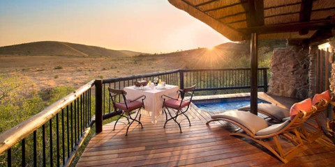 3-Day Luxury Pilanesburg Tshukudu Lodge Safari