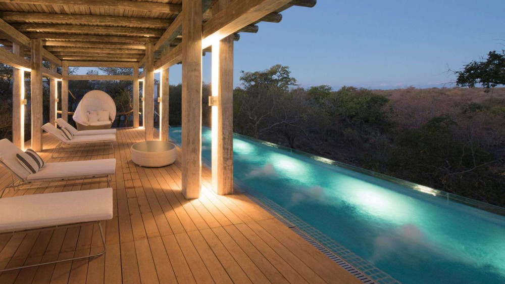 Kapama Buffalo Camp Fly-in Safari from Cape Town