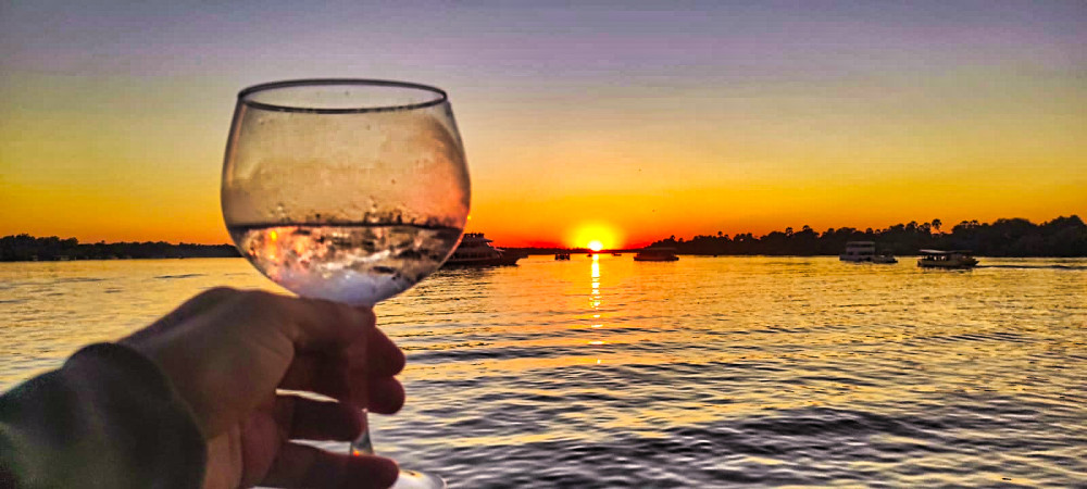 Luxury Sunset Boat Cruise, Victoria Falls Zimbabwe