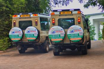 Littlerock Safaris Luxurious 4WD Safari Jeeps