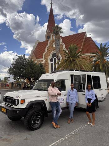 Explore ,Discover and Embrace Africa